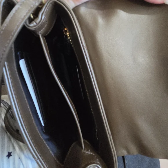 Saint Laurent Calfskin Y Quilted Monogram Toy Loulou Crossbody Bag Soil Brown - Picture 5 of 6